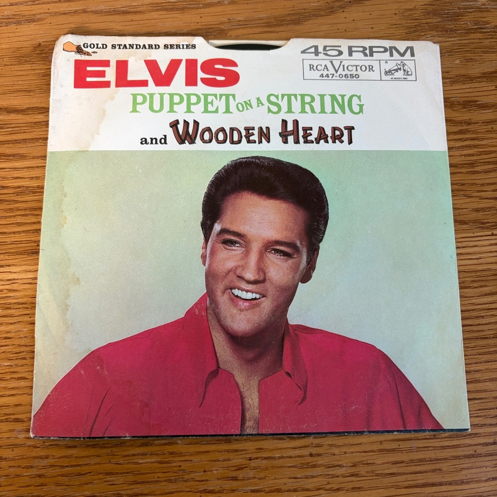 Elvis Presley Puppet On A String Wooden Heart 45 RPM RCA Victor 447-0650 Vinyl